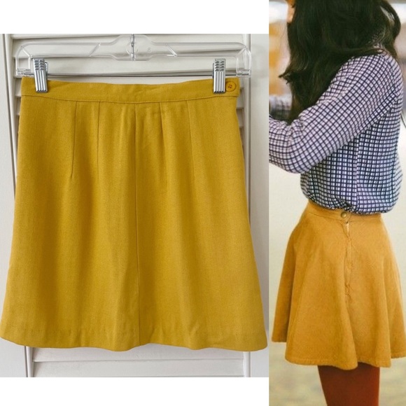 SOLD :: Vintage 90s Yellow Mini Skirt - Picture 10 of 10